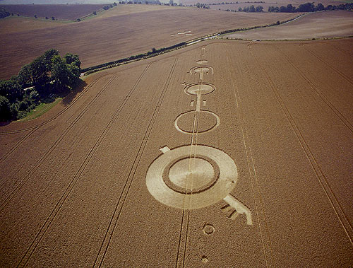 Photos of some of the most Beautiful Crop Circles around the World!