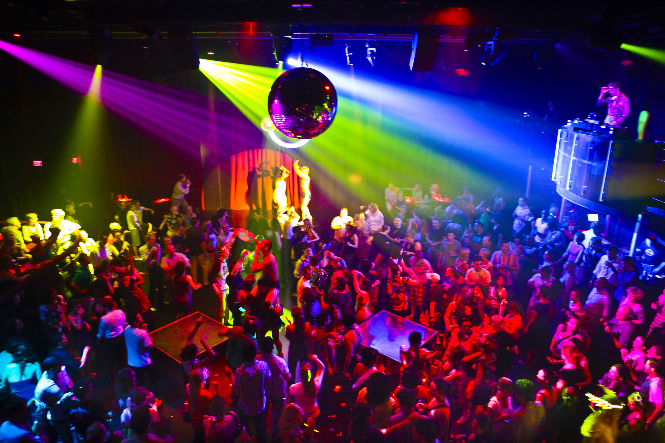 6 Trendy Nightclub Ideas - XarJ Blog and Podcast