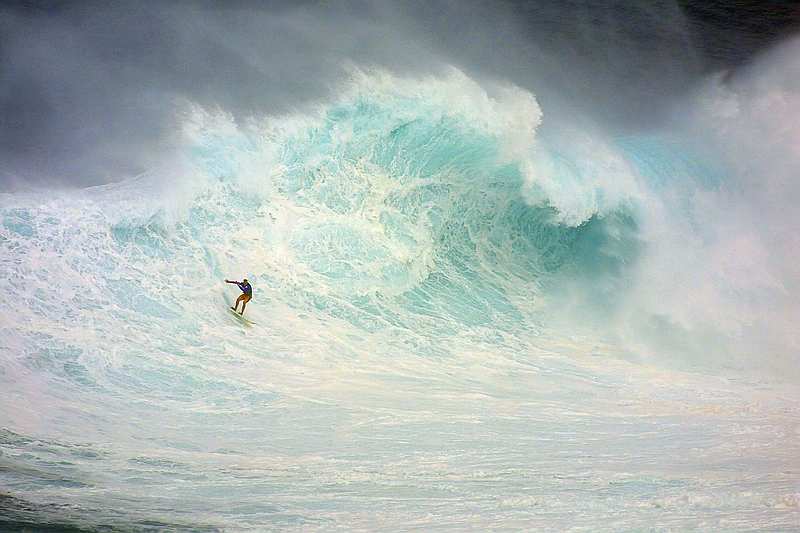 Extreme Big wave surfing at Jaws Maui