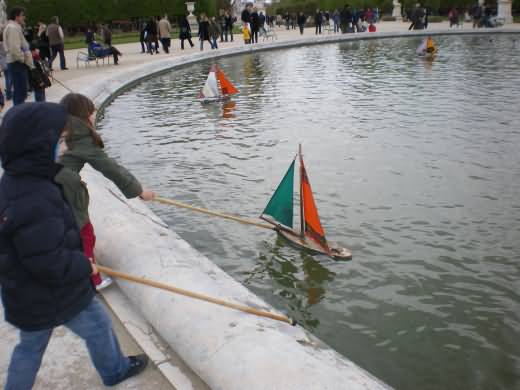 Bateaux Garden des Tuileries